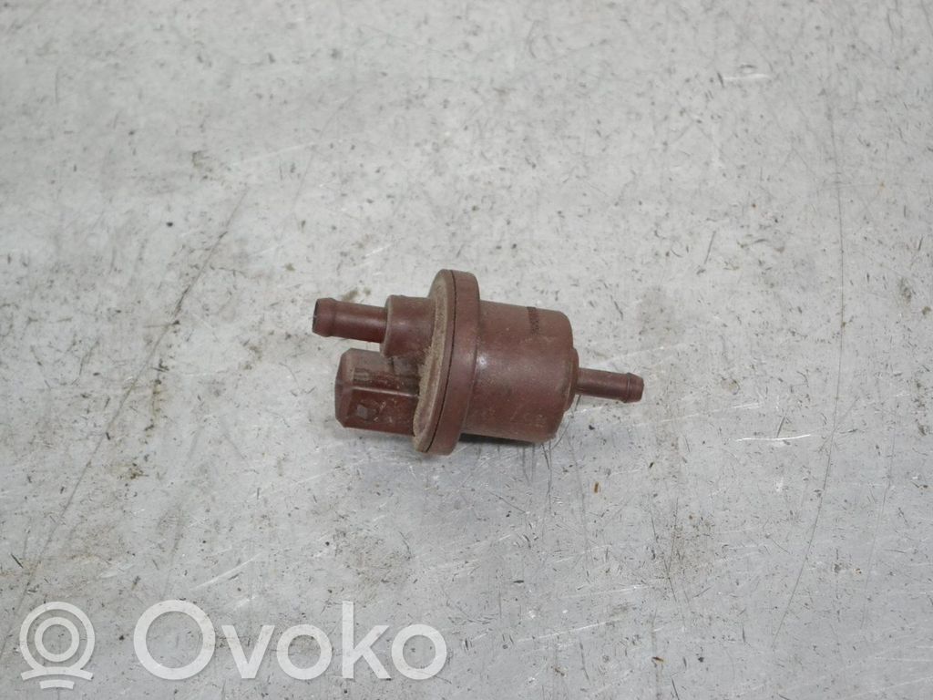 Válvula de vacío   2580008A