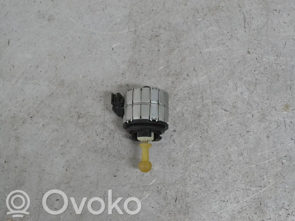 Headlight level adjustment motor   693856301,6260111499