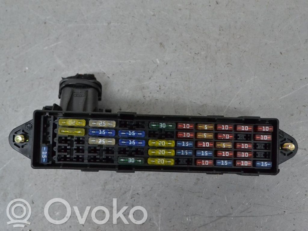 Audi A2 Fuse module 