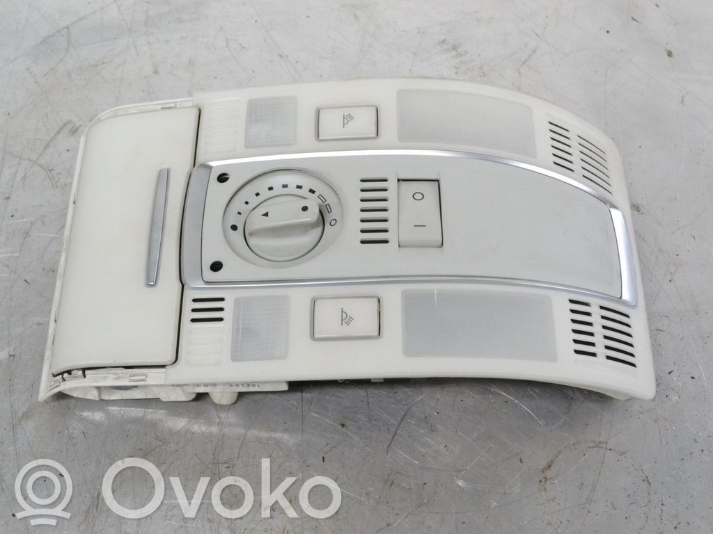 Otras luces interiores   4F0947135BD