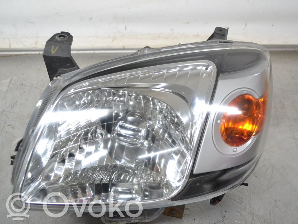 Phare frontale   UR82510L0G