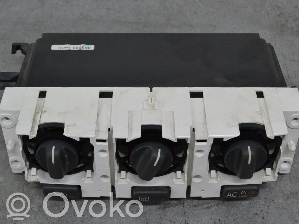 Climate control unit   863583