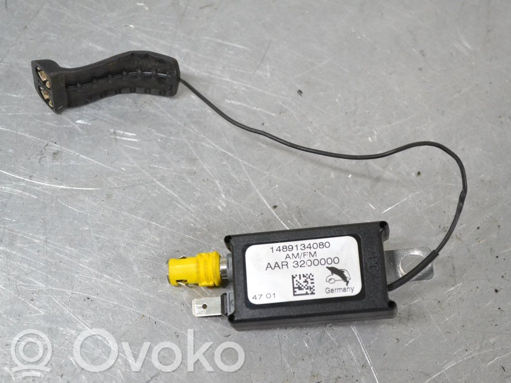 Amplificador de antena aérea   1489134080