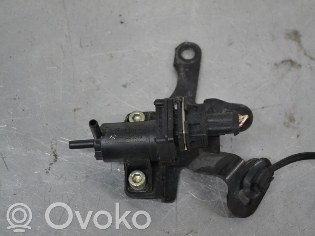 Válvula de vacío   1951610