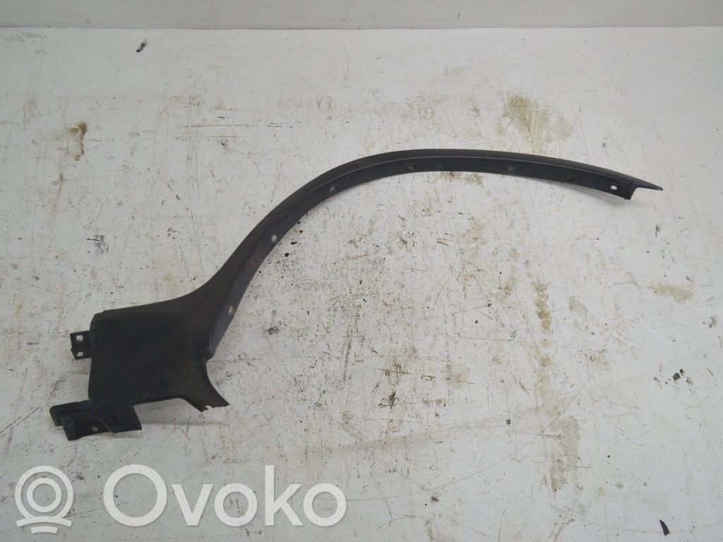 Rear arch trim   8408707