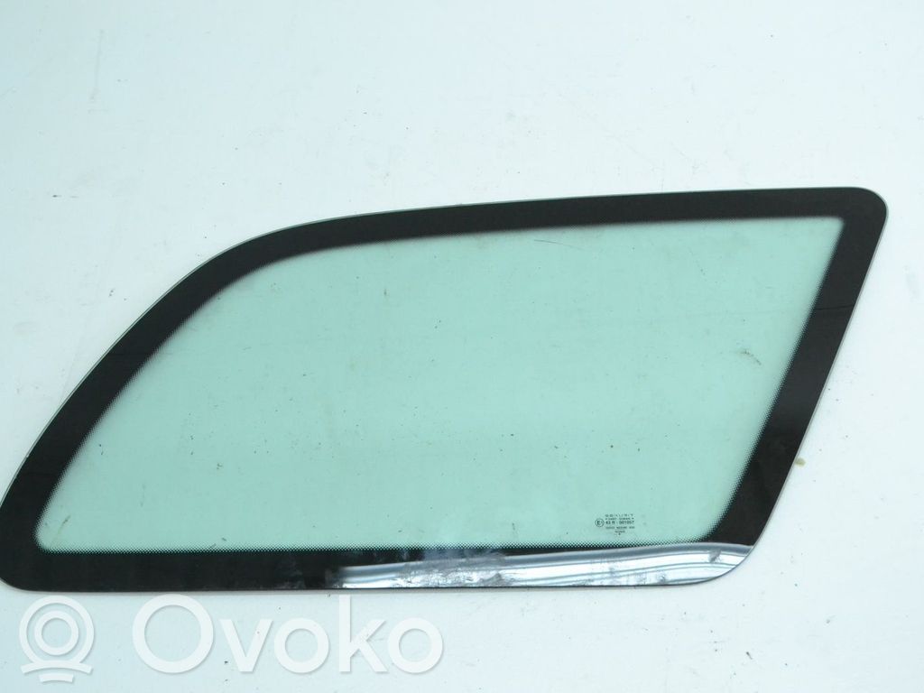 Rear side window