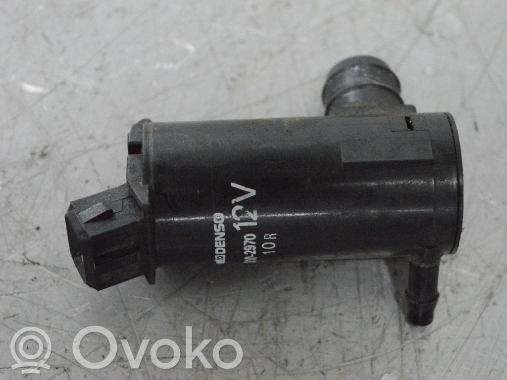 Saab 9000 CS Windscreen/windshield washer pump 