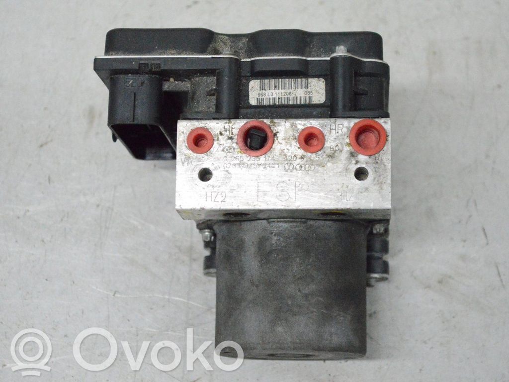Audi R8 42 ABS-pumppu 