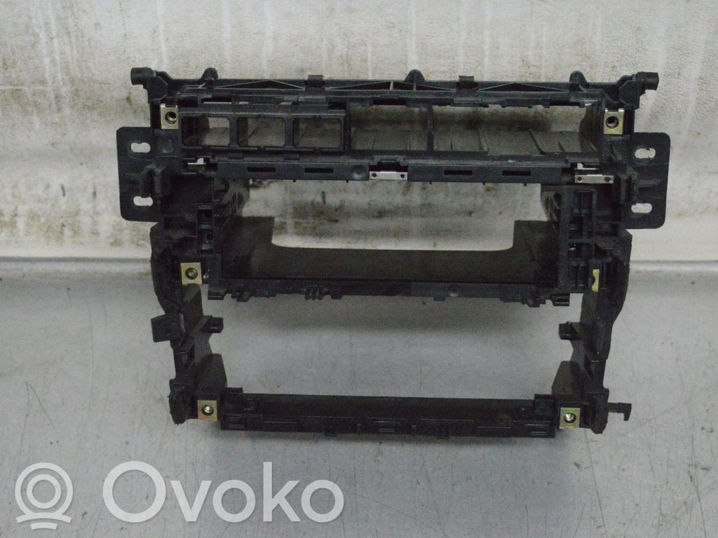 Audi A4 S4 B5 8D Mascherina unità principale autoradio/GPS 