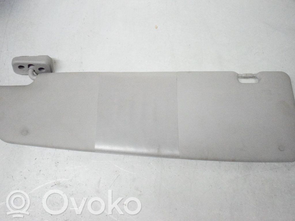 Sun visor