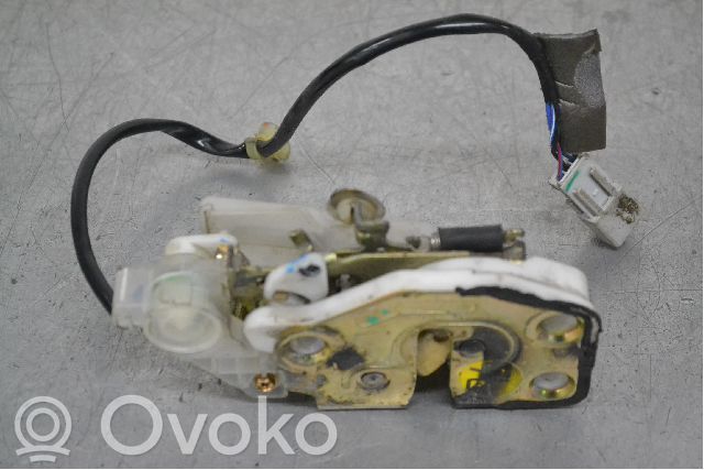 Etuoven lukko   3STIFT