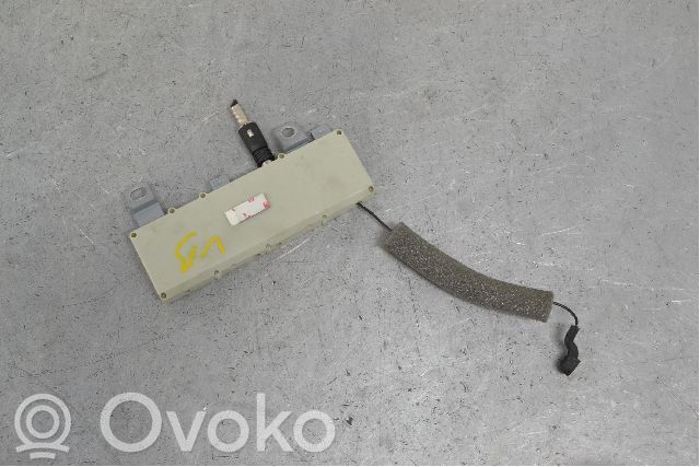 Saab 9-5 Amplificador de antena aérea 