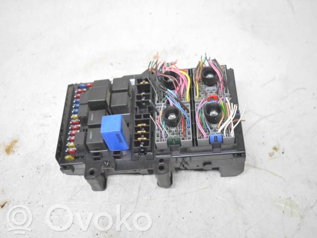 Fuse module   04707996AF