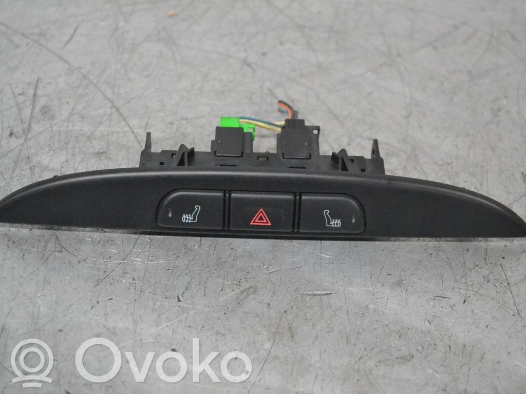 Jaguar X-Type Avārijas lukturu slēdzis 