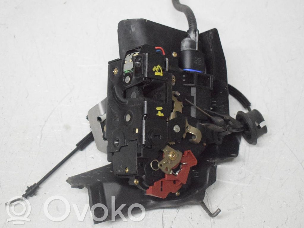 Rear door lock   4E0839016