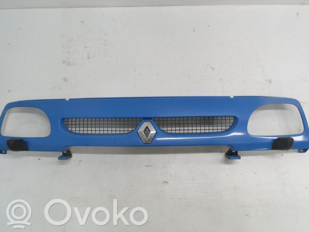 Renault Express Front bumper lower grill 