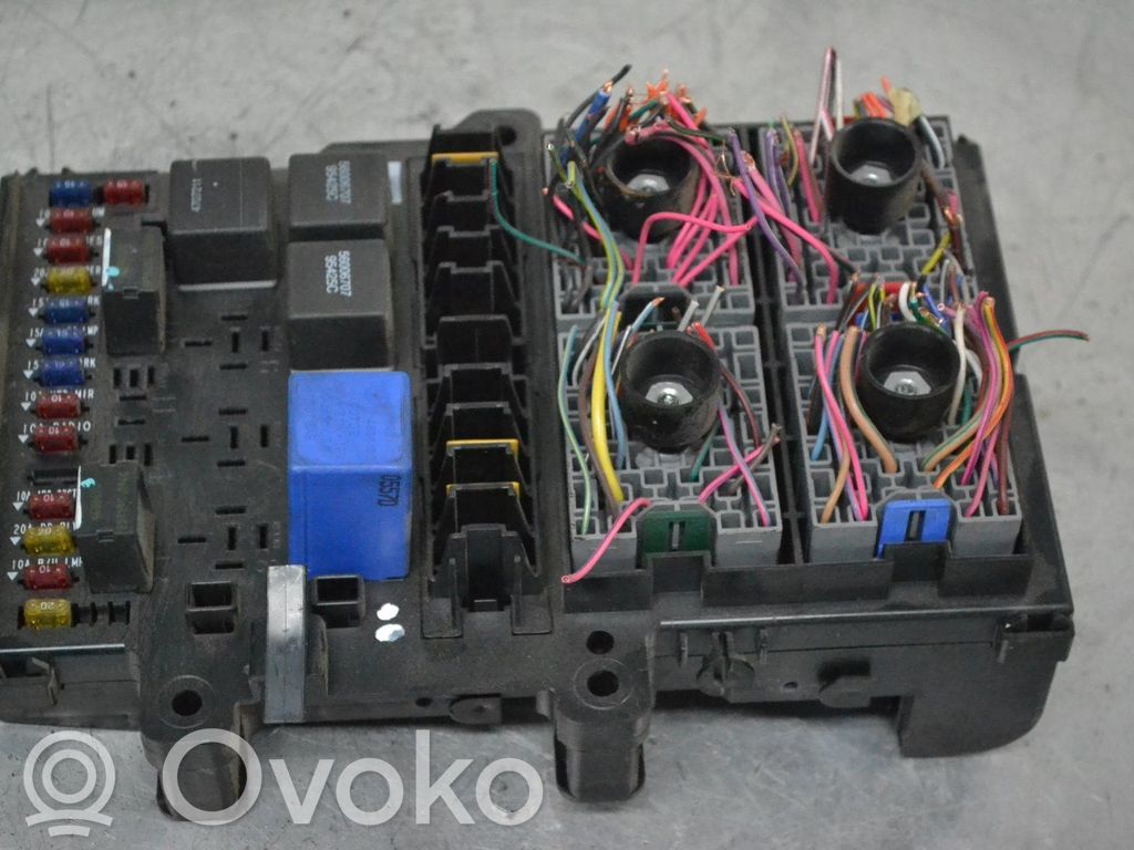Módulo de fusible   04707785AB