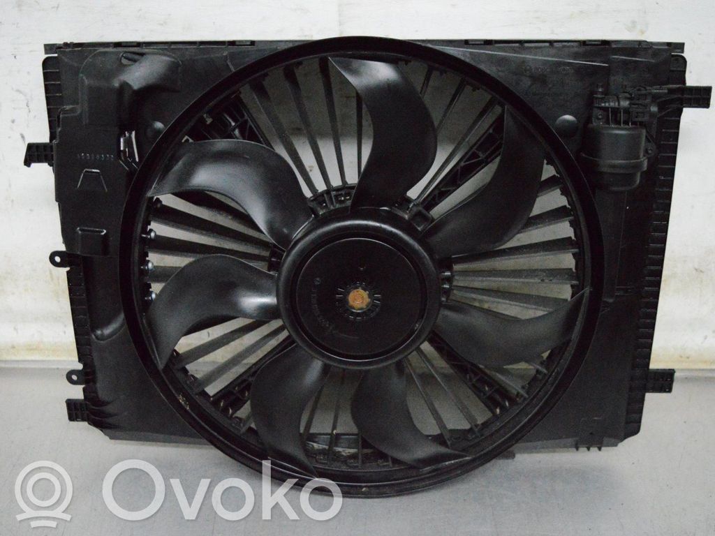 Mercedes-Benz A W176 Ventilator electric răcire radiator 