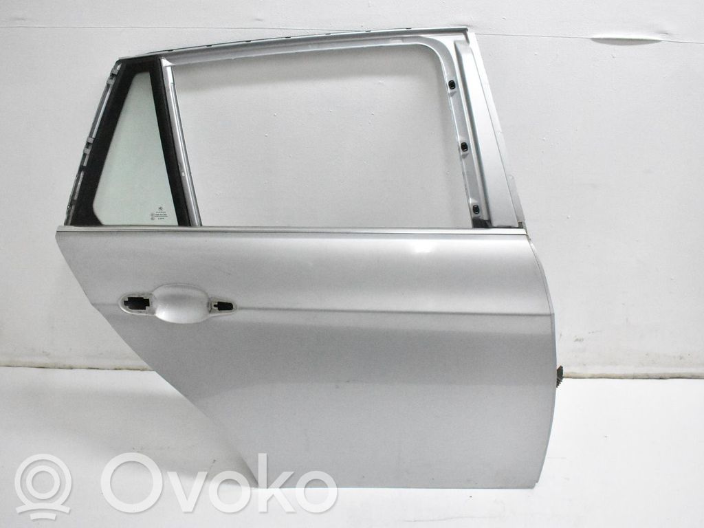 Rear door