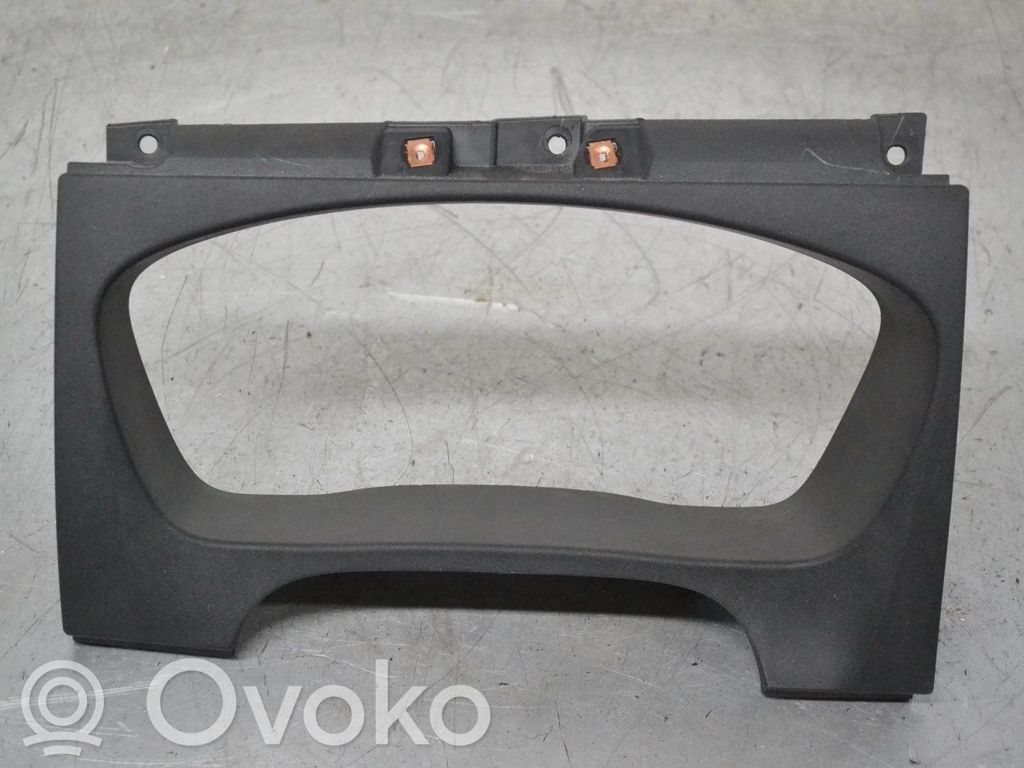 Ford Transit Kojelaudan kehys 