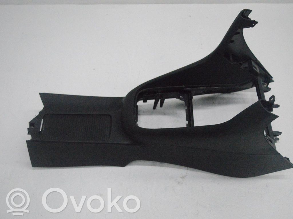 Reposabrazos   5K0863243C