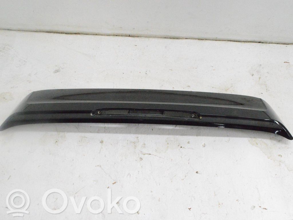 Tailgate/trunk spoiler   12837986