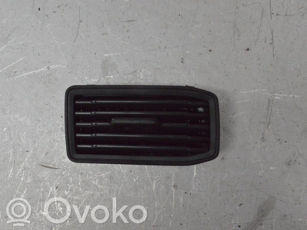 Volkswagen Caddy Центральная воздушная решётка 