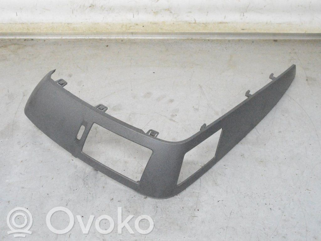 Volkswagen Crafter Ramka schowka deski rozdzielczej 