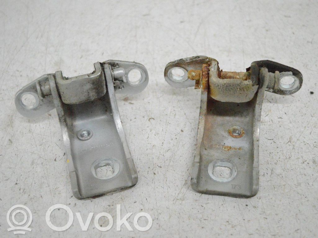 Ford Maverick Bisagra superior puerta delantera 