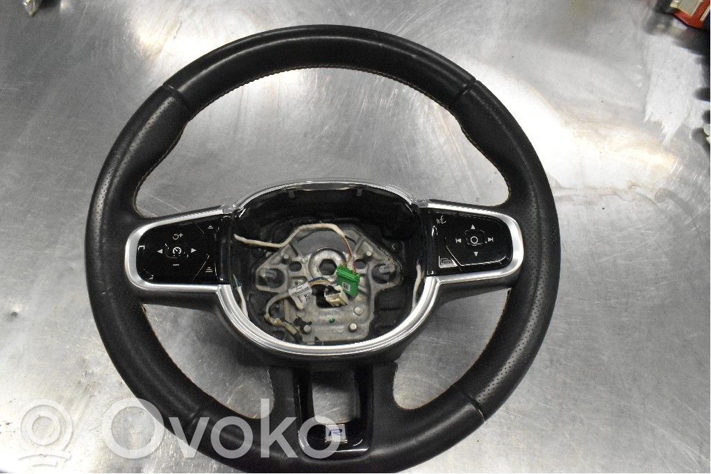 Volvo XC90 Ohjauspyörä 