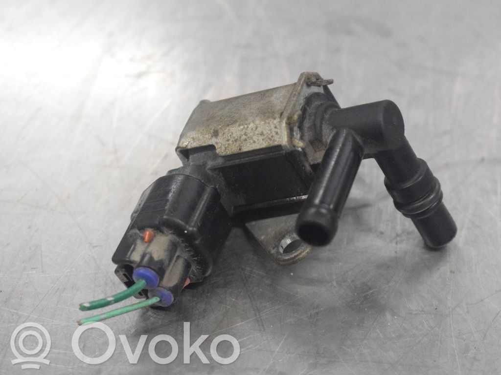 Válvula de vacío   K5T46693