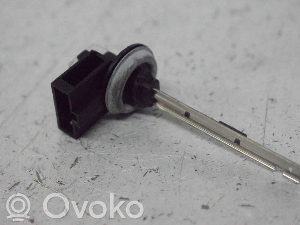 Interior temperature sensor   8E0820539B