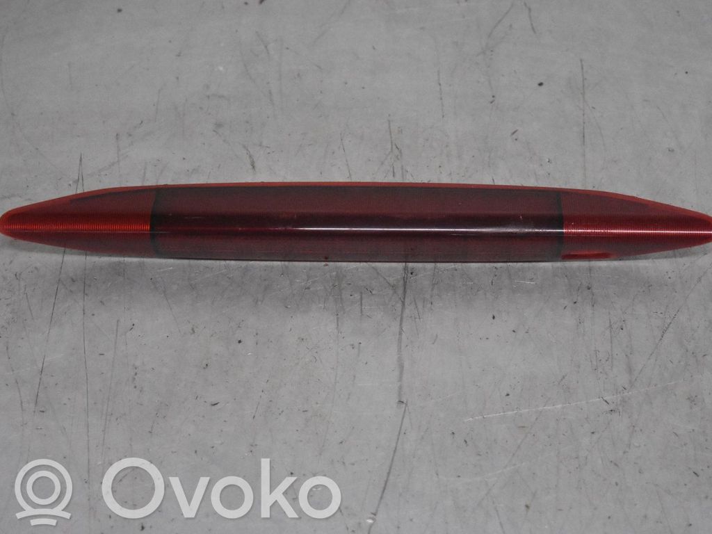 Subaru Legacy Luce d’arresto centrale/supplementare 