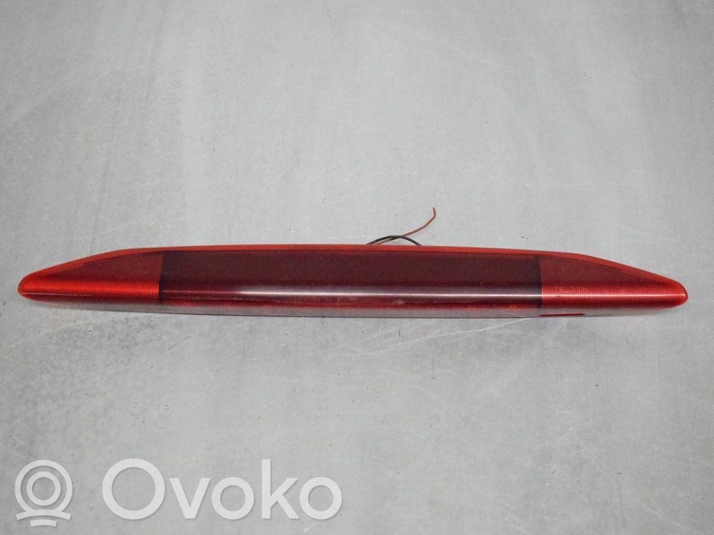 Kolmas/lisäjarruvalo   VC02117