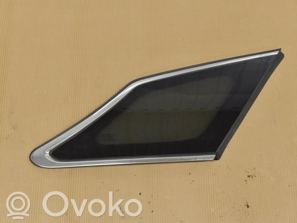 Hyundai i40 Szyba karoseryjna tylna 