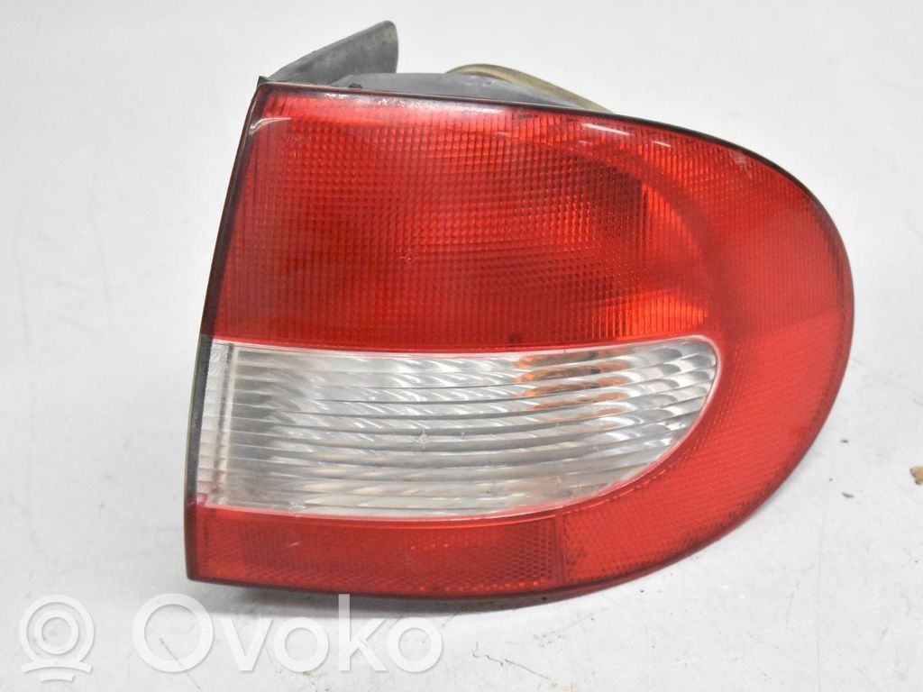 Lampa tylna   7700428059