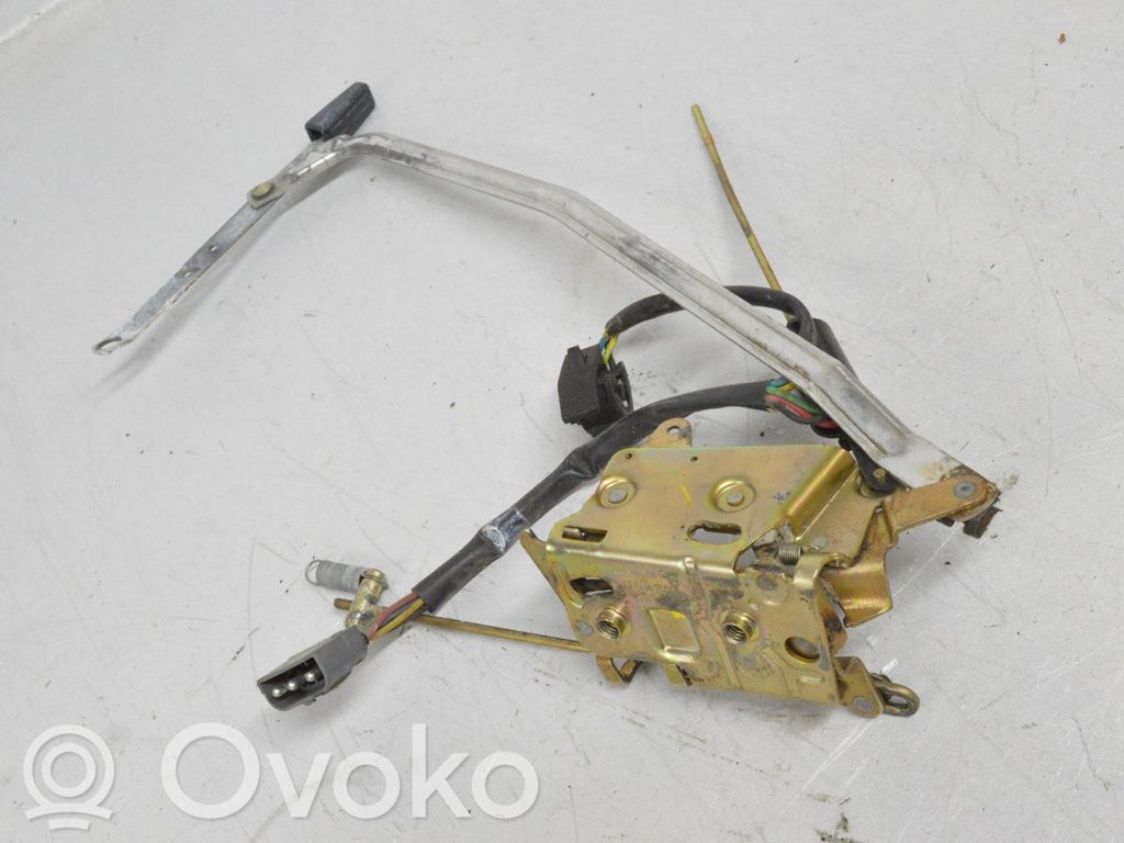 Front door lock   68254