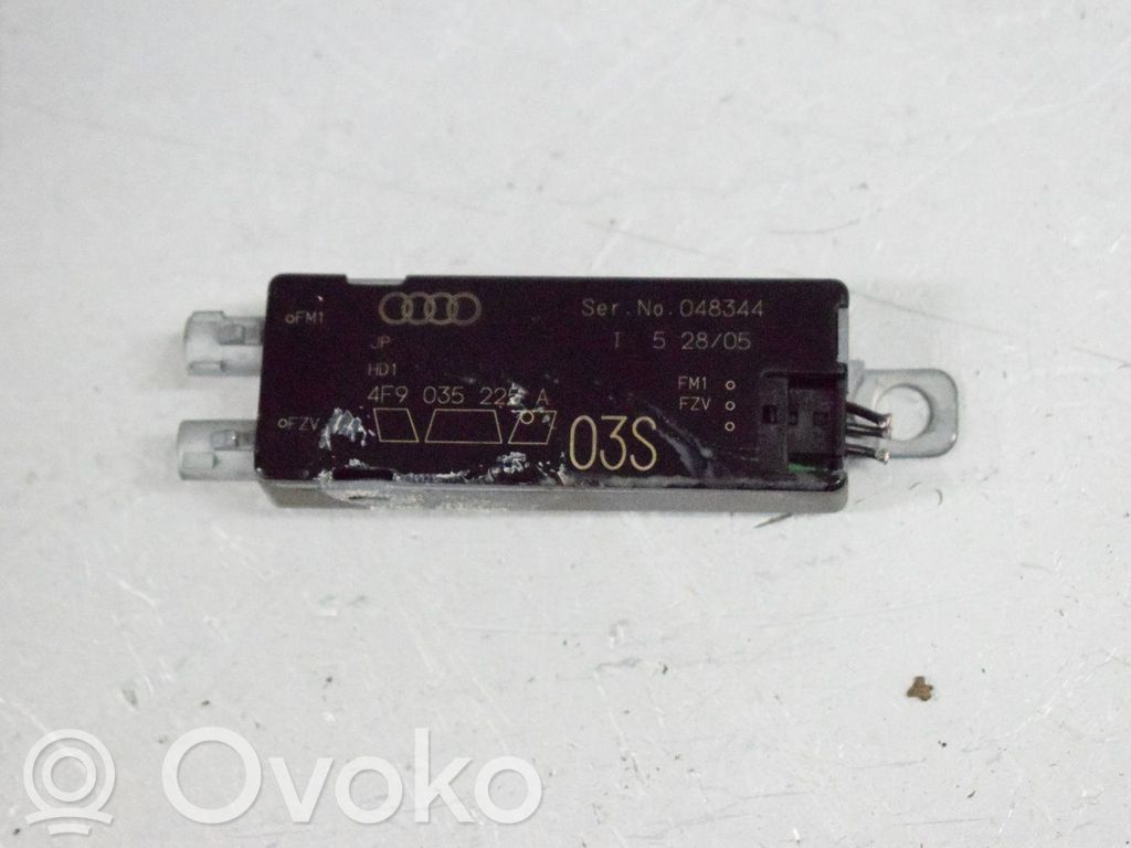 Amplificador de antena aérea   4F9035225A