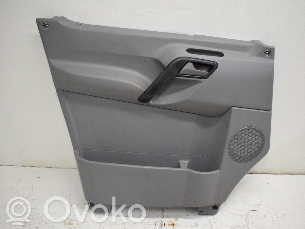 Mercedes-Benz Sprinter W906 Rivestimento del pannello della portiera anteriore