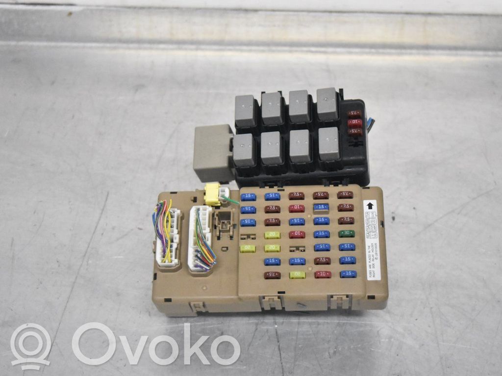 Saugiklių blokas   LB101002B