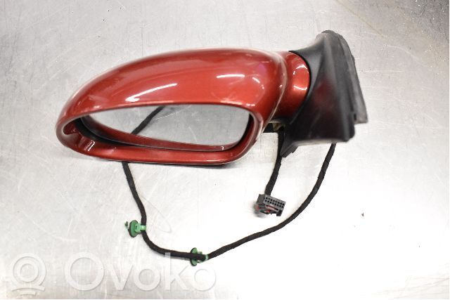 Volkswagen Golf V Front door electric wing mirror 