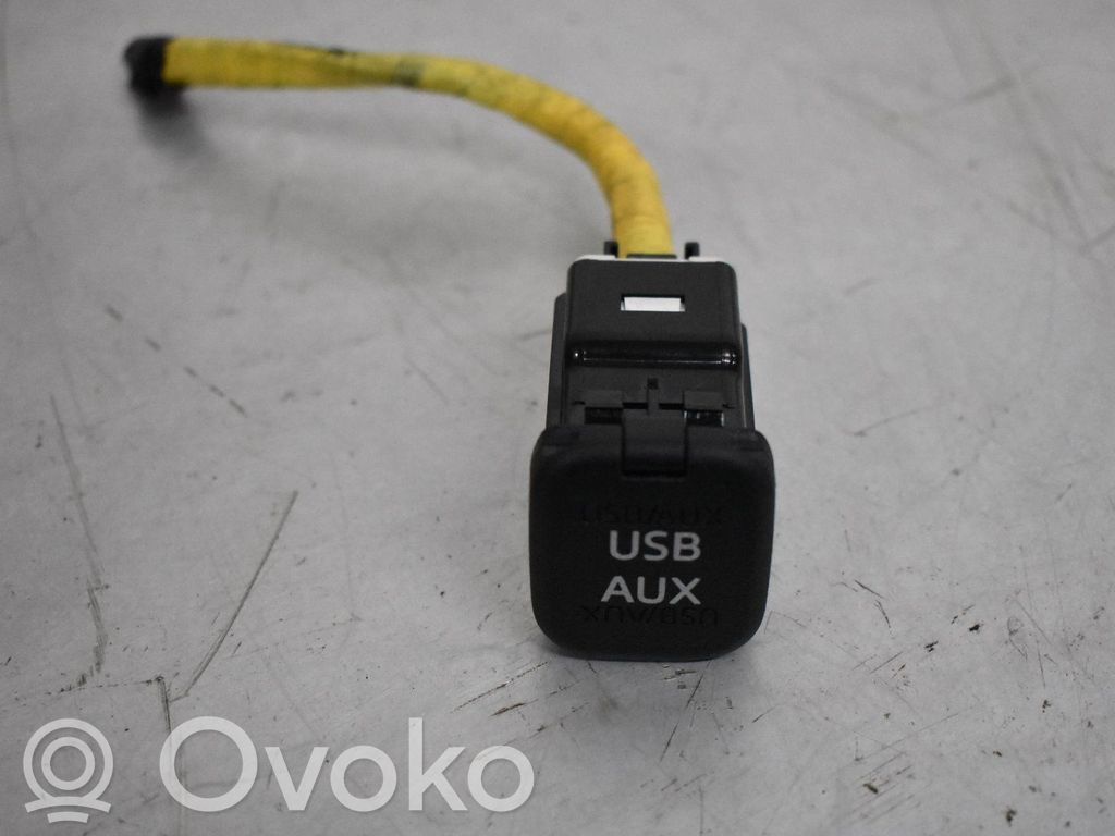 Otros repuestos del interior   KD45669U0