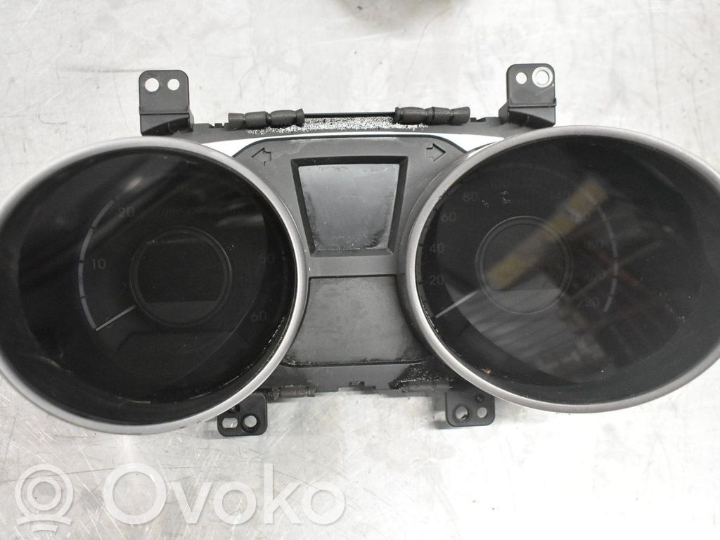 Hyundai ix35 Tachimetro (quadro strumenti) 