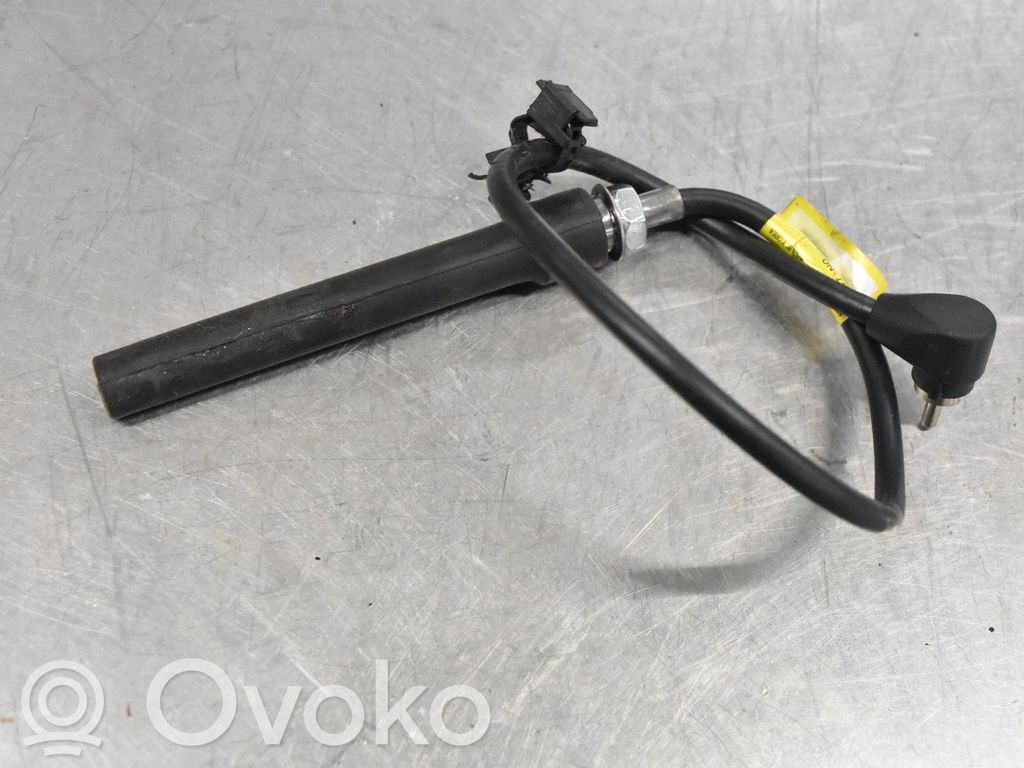 Hyundai i30 Radion antenni 