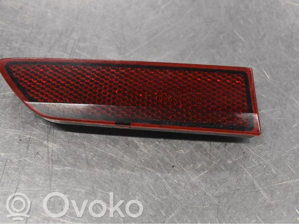 Moldura de la puerta trasera   4K0945103D