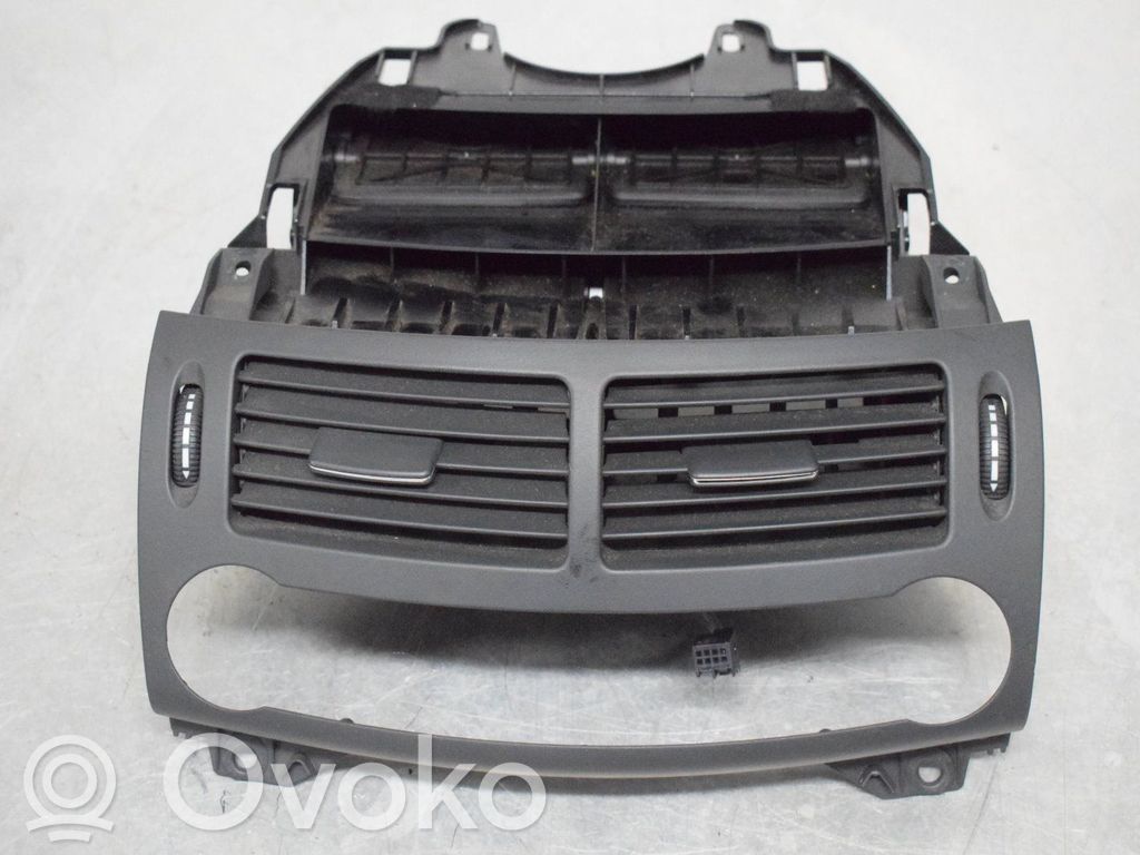 Mercedes-Benz E W211 Griglia di ventilazione centrale cruscotto 