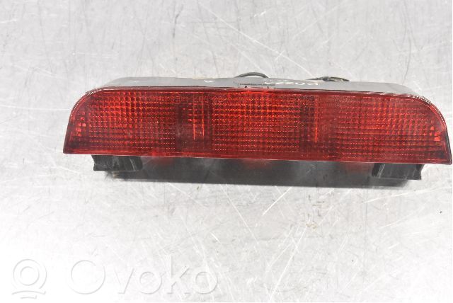 Troisième feu stop   P0223