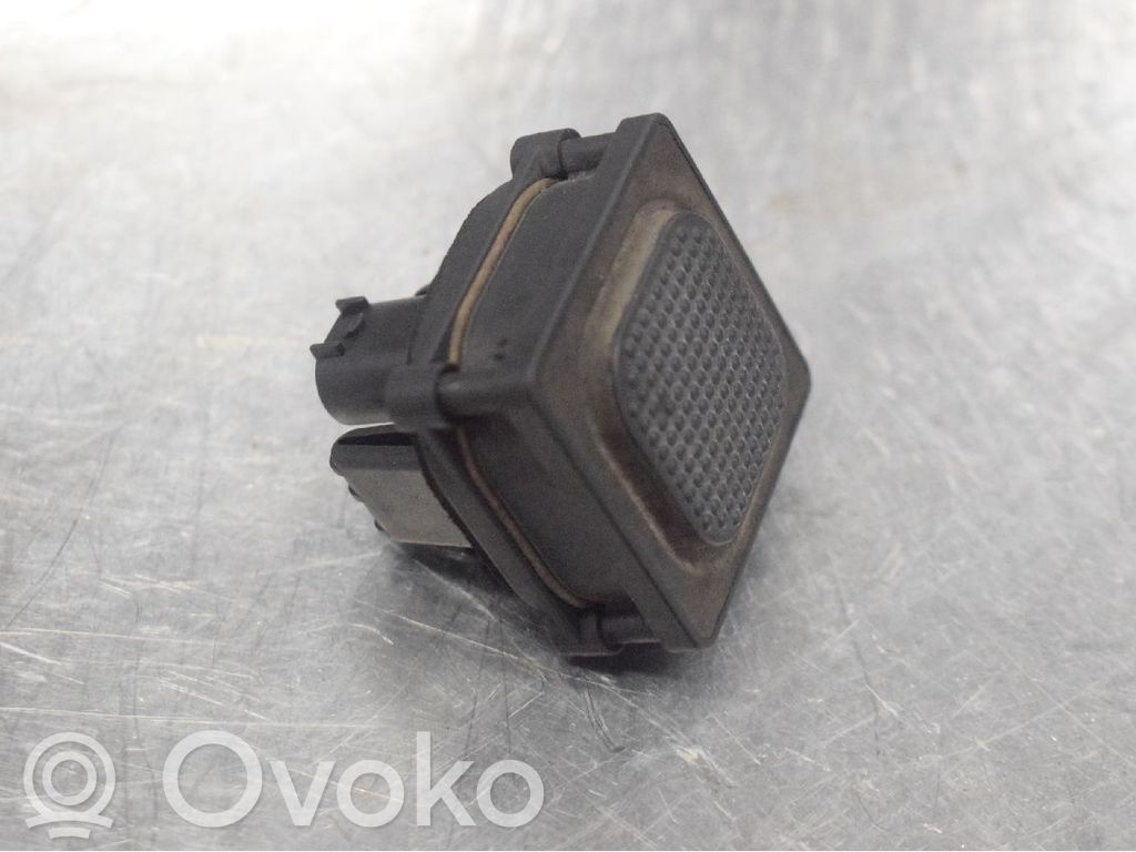 Mercedes-Benz S W221 Tailgate/boot open switch button 