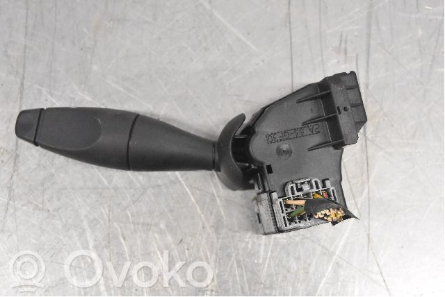 Ford Focus Wiper control stalk 