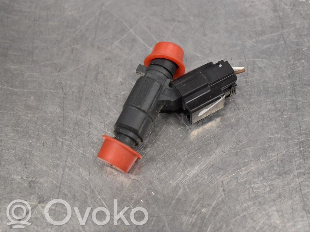 Inyector de combustible   0280157127,9676017480